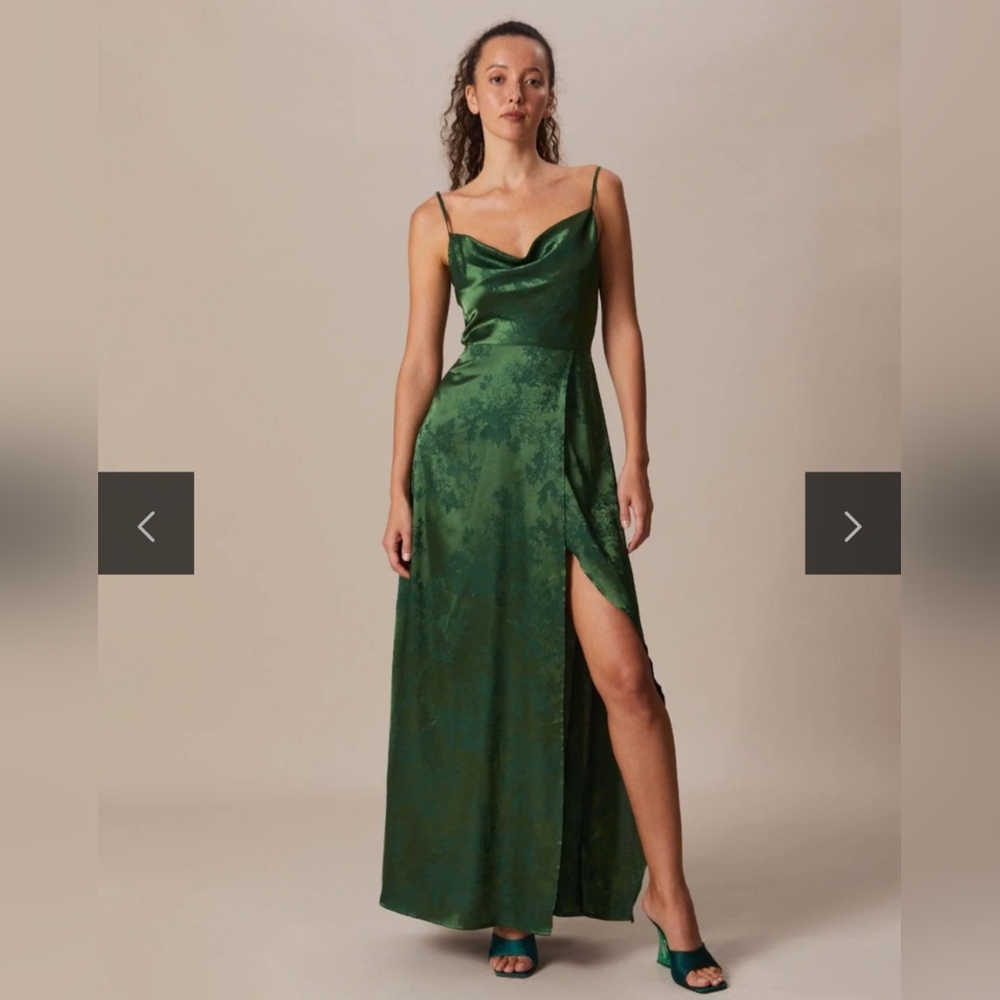 NWT Rihoas Green Cowl Neck JacquardSatin Maxi Dress, Small